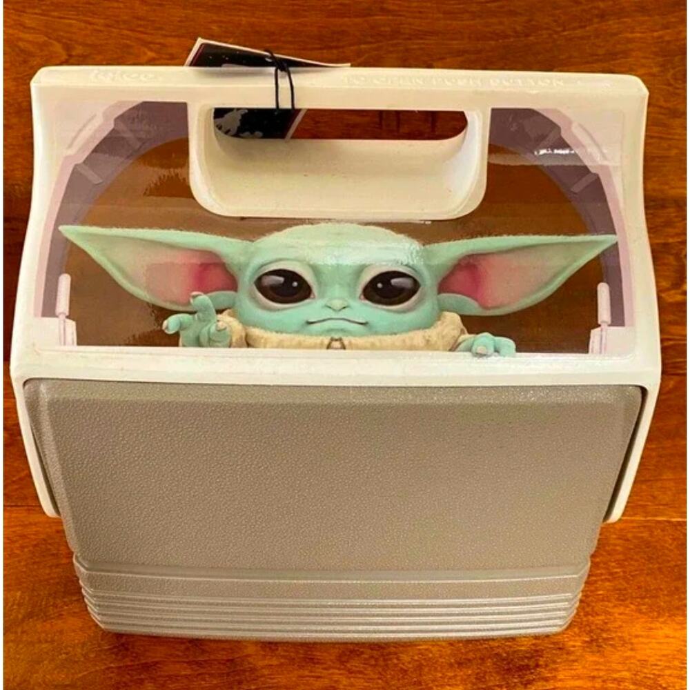 IGLOO Star Wars THE MANDALORIAN The Child Playmate Mini Cooler 4 QT NWT